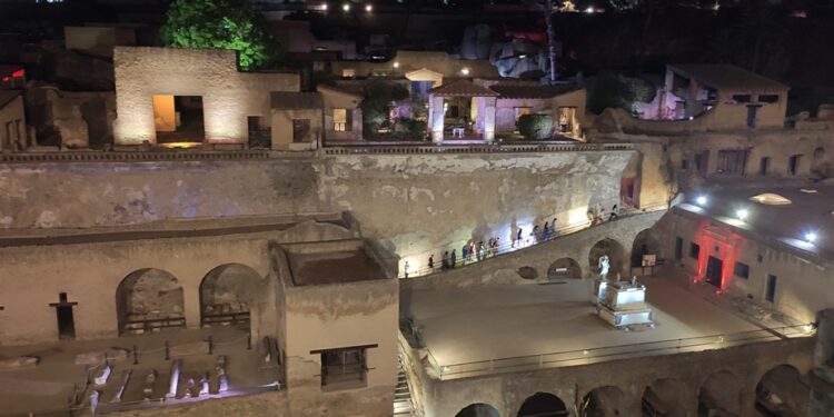 Wine Spot agli Scavi, dopo il tutto esaurito del 3 ottobre Ercolano riaccende la notte: si replica sabato 17