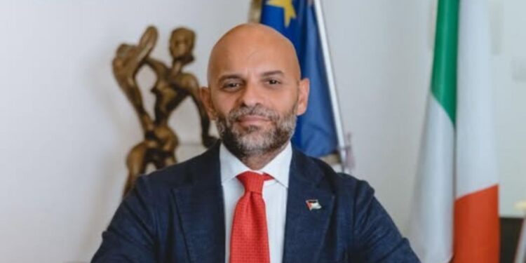 “Caregiver, ora una legge per non lasciare soli” ma intanto Nadia resta senza Centro Diurno: la contraddizione della politica in Campania