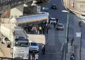 Protesta dei tir al Sud, caro gasolio e blocchi: a rischio supermercati e trasporti